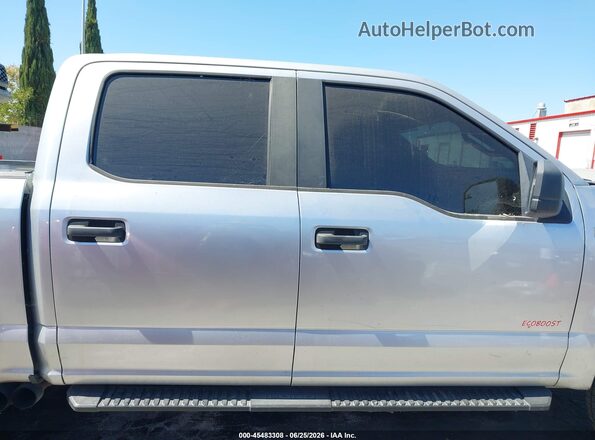 1FTEW1EP6GKD95106 2016 FORD F150 Silver Widok wnętrza z tyłu