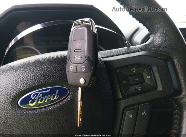 1FTEW1EP6HKD66352 2017 FORD F150 White Առջևի վահանակի տեսք