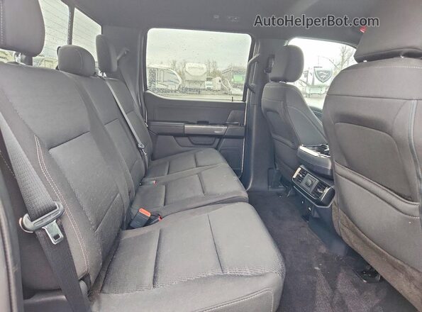 1FTEW1EP7NFA08634 2022 FORD F150 White Vista de los asientos traseros