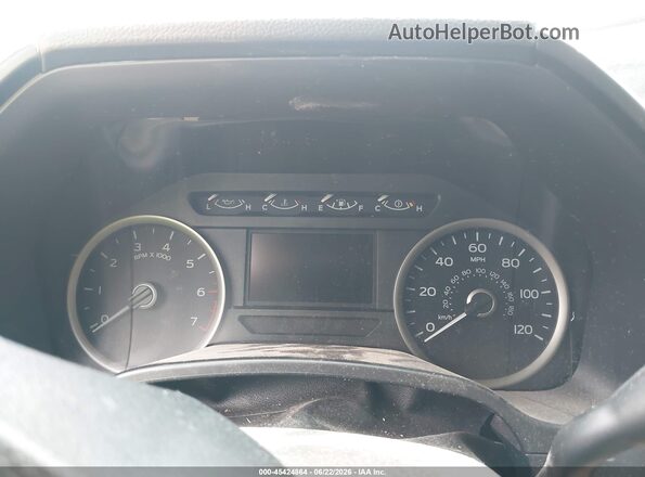 1FTEW1EP8JKC81129 2018 FORD F150 Серебряный Вид задних сидений