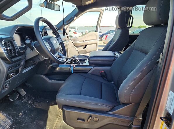 1FTEW1EP8PKF25600 2023 FORD F150 Серый Вид салона спереди