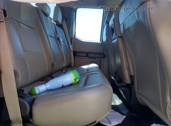 1FTEX1C82GFC48010 2016 FORD F150 White Rear seats view