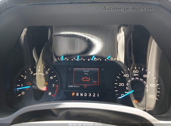 1FTEX1C83HKC97709 2017 FORD F150 Black Widok tylnych siedzeń