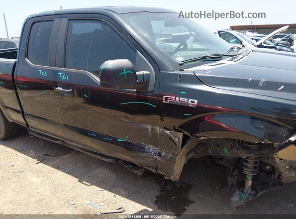 1FTEX1C83HKC97709 2017 FORD F150 Black Widok z przodu