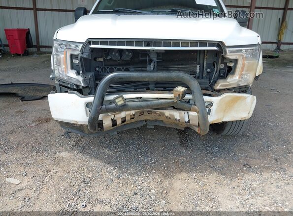 1FTEX1CB0JKF06101 2018 FORD F150 White Widok z przodu