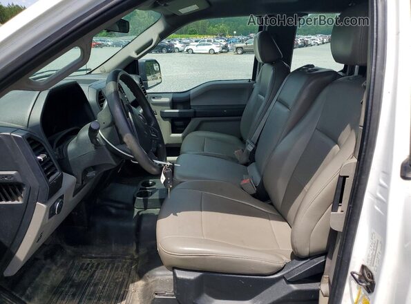 1FTEX1CB1JFA33088 2018 FORD F150 White Вид салону спереду