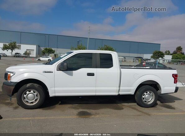 1FTEX1CB6JKE31470 2018 FORD F150 White 360 interior view