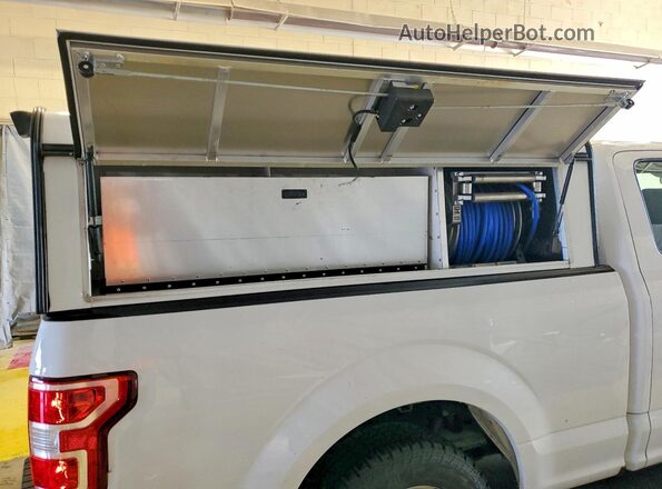 1FTEX1CB6JKE81933 2018 FORD F150 White უკანა სავარძლების ხედი