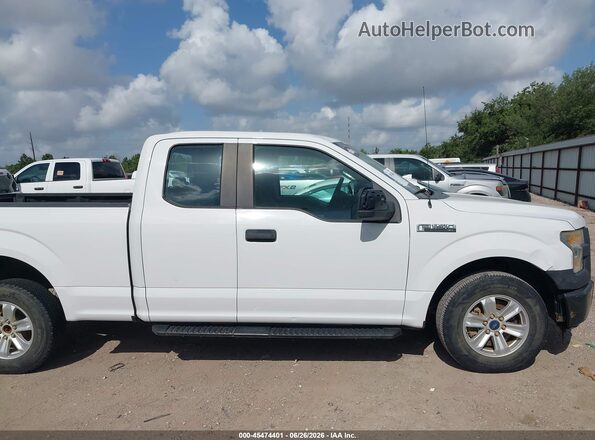 1FTEX1CF6GFB91924 2016 FORD F150 White Вид задньої частини салону
