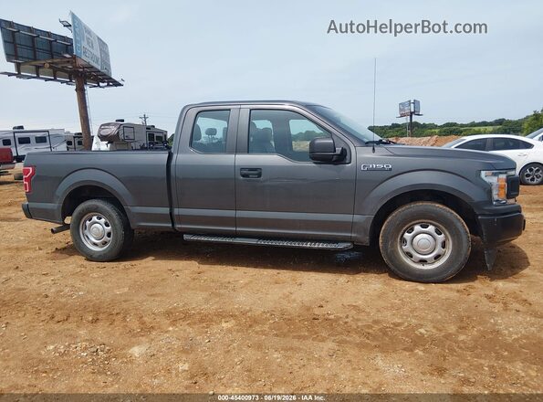 1FTEX1CP0JKC94568 2018 FORD F150 Gray Widok wnętrza z tyłu