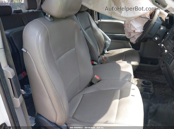 1FTEX1CP6JKD51016 2018 FORD F150 Белый Вид салона спереди