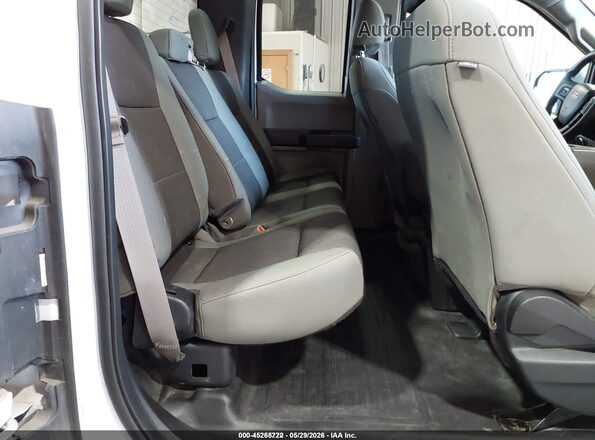 1FTEX1E82HKE40775 2017 FORD F150 White VIN კოდის სტიკერის ხედი