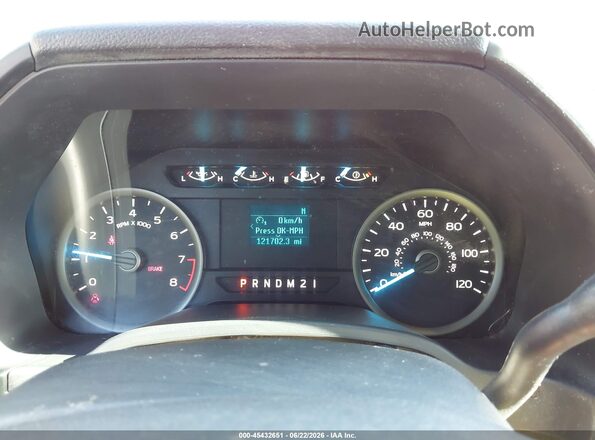 1FTEX1EB1KKE16051 2019 FORD F150 Red Вид задніх сидінь