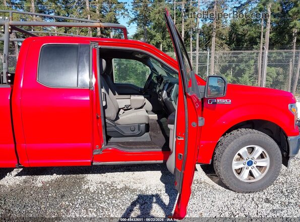 1FTEX1EB1KKE16051 2019 FORD F150 Red Вид салону спереду