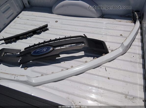 1FTEX1EB6KKF11382 2019 FORD F150 White ხელსაწყოთა პანელის ხედი