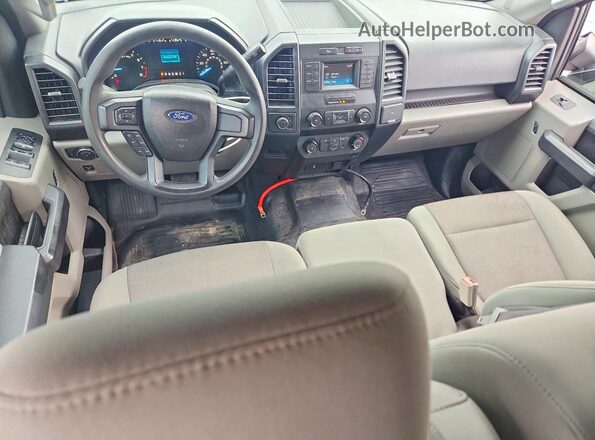 1FTEX1EBXJKD47018 2018 FORD F150 Silver Առջևի վահանակի տեսք