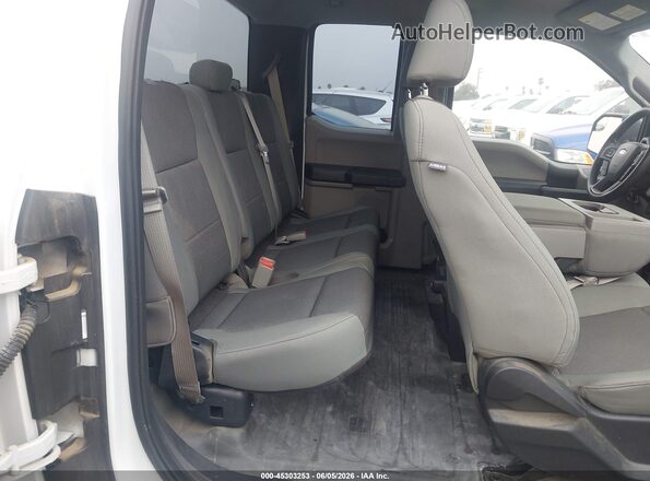 1FTEX1EF2GKE86698 2016 FORD F150 White 