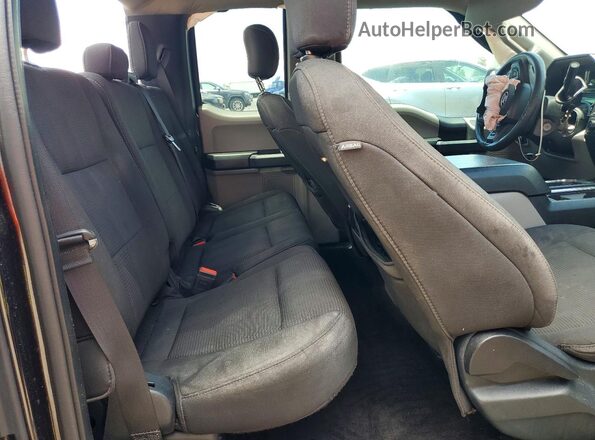 1FTEX1EP2JFB99287 2018 FORD F150 Brown Widok tylnych siedzeń
