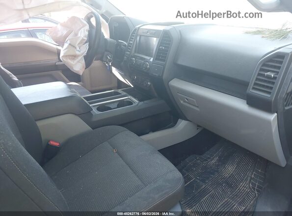 1FTEX1EP3HFB37987 2017 FORD F150 Синий Вид салона спереди