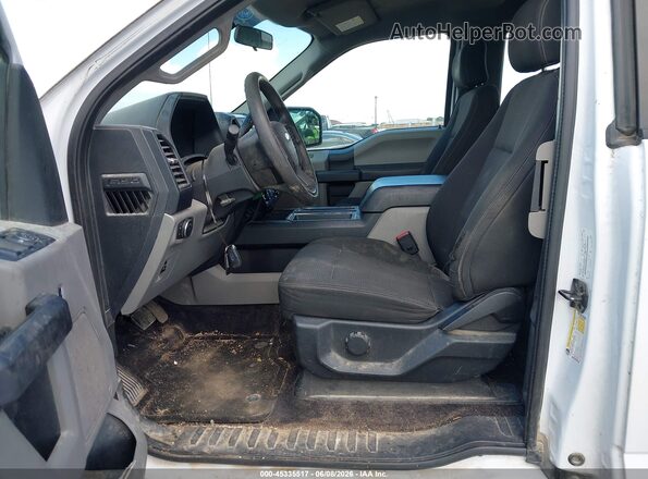 1FTEX1EP4HKD02369 2017 FORD F150 White Front interior view