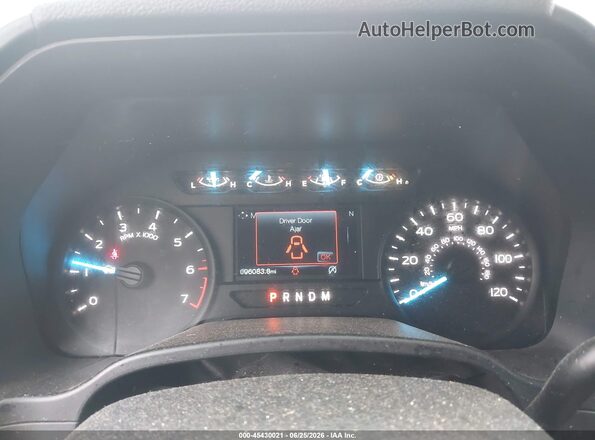 1FTEX1EP4KFB32112 2019 FORD F150 Silver Widok tylnych siedzeń