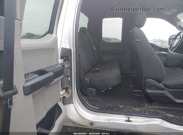 1FTEX1EP4KFB32112 2019 FORD F150 Silver Widok naklejki z numerem VIN