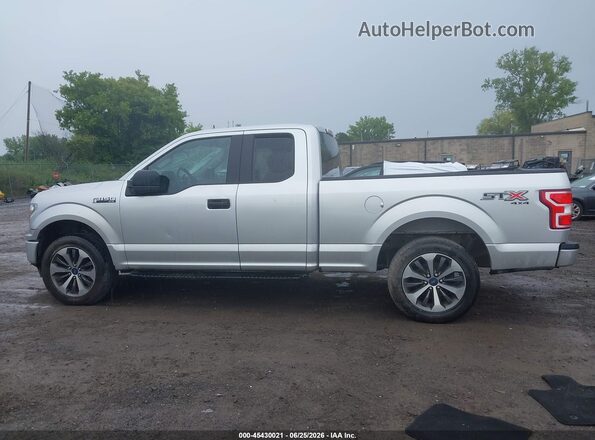 1FTEX1EP4KFB32112 2019 FORD F150 Silver Widok wnętrza 360 stopni