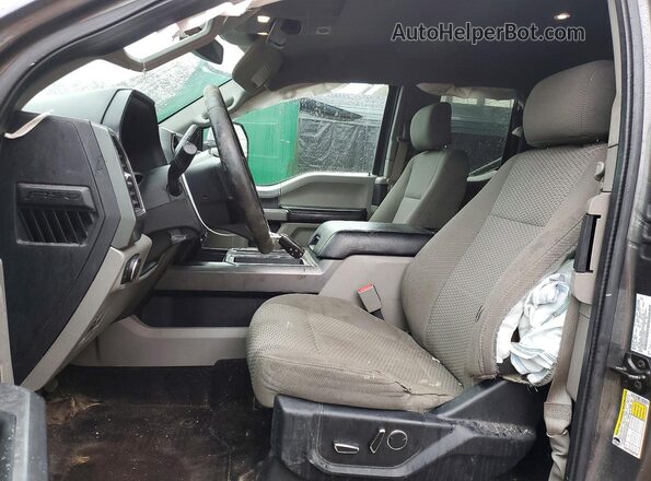 1FTEX1EP7HKC58979 2017 FORD F150 Charcoal Вид салону спереду