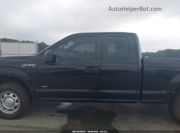 1FTEX1EP8HFB88109 2017 FORD F150 Black Панорамний вид салону 360°