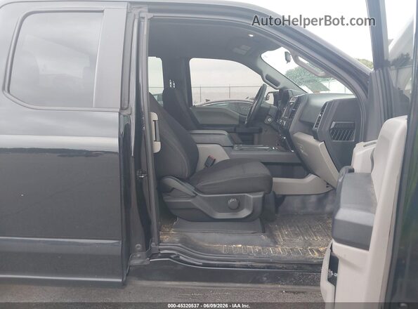 1FTEX1EP8HFB88109 2017 FORD F150 Black Вид салону спереду