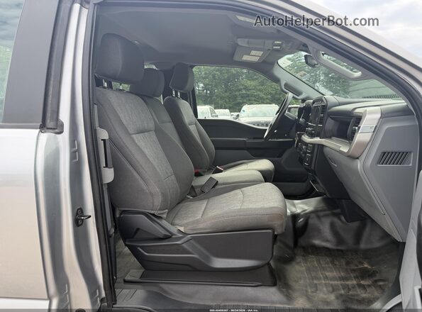 1FTEX1EPXNFA18152 2022 FORD F150 Silver Front interior view