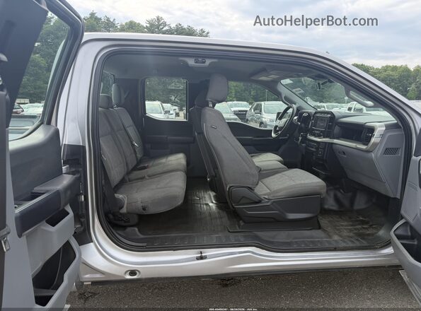 1FTEX1EPXNFA18152 2022 FORD F150 Silver Rear view