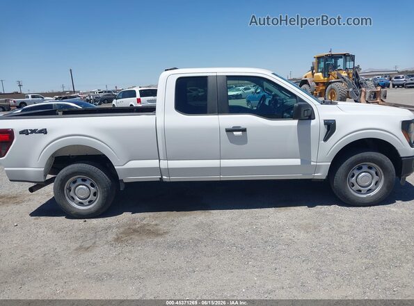 1FTEX1LP2RKF39916 2024 FORD F150 White Widok wnętrza 360 stopni