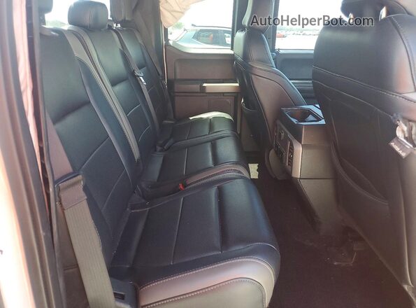 1FTEX1RG0JFD39069 2018 FORD F150 White Widok tylnych siedzeń