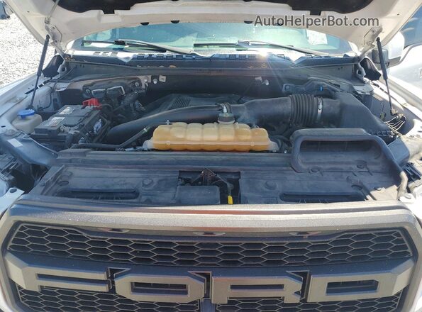 1FTEX1RG0JFD39069 2018 FORD F150 White Widok wnętrza z tyłu