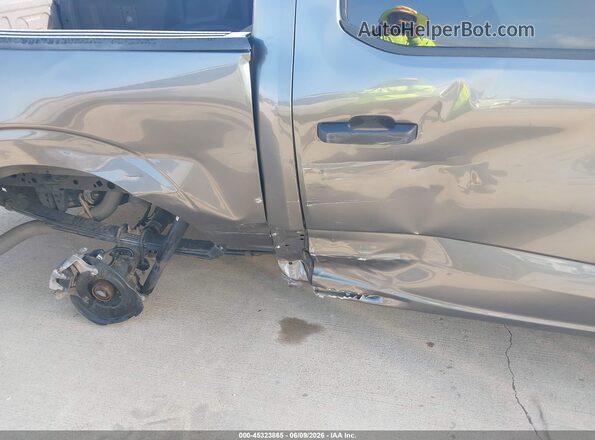 1FTFW1CD8PFC61073 2023 FORD F150 Gray Front view