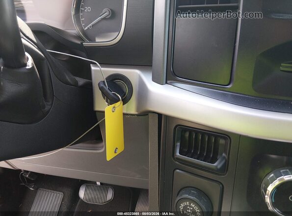 1FTFW1CD8PFC61073 2023 FORD F150 Gray Dashboard view