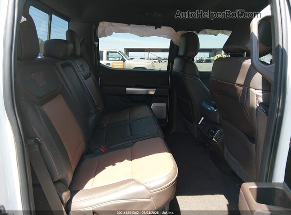 1FTFW1E53PFA21144 2023 FORD F150 White VIN կոդի պիտակի տեսք