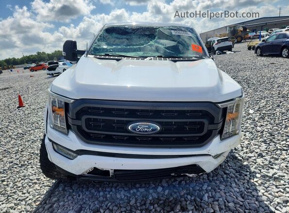 1FTFW1E55NFA20221 2022 FORD F150 White Դիմացի տեսք