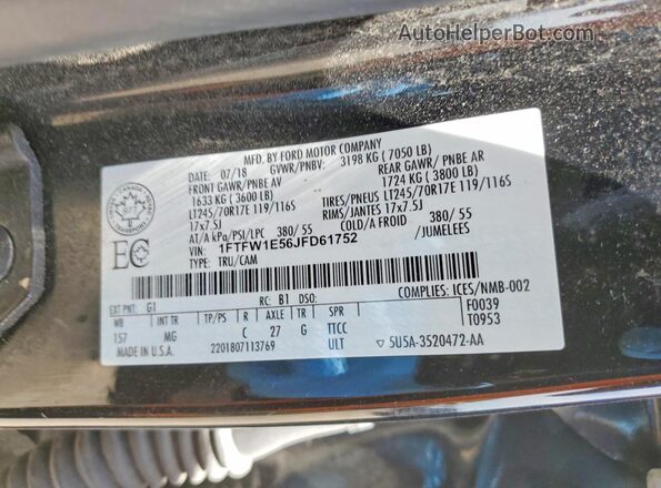 1FTFW1E56JFD61752 2018 FORD F150 Black Vista del compartimento del motor