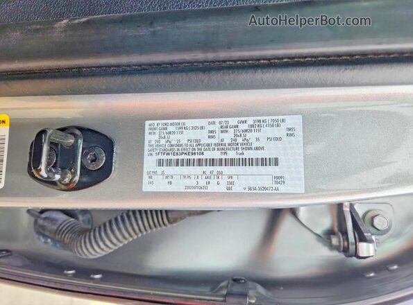 1FTFW1E83PKE98108 2023 FORD F150 Серебряный Вид подкапотного пространства