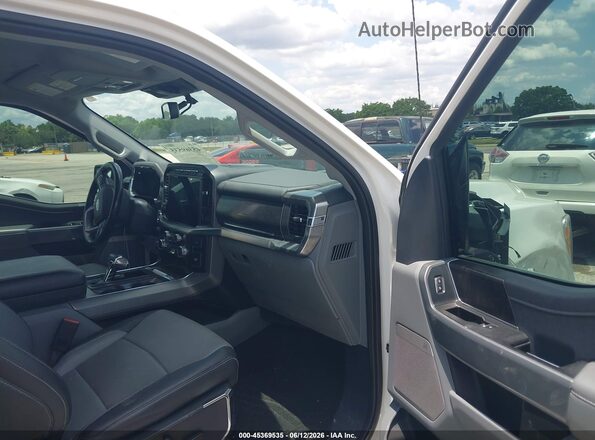 1FTFW1E85NFA41841 2022 FORD F150 White Widok wnętrza z przodu
