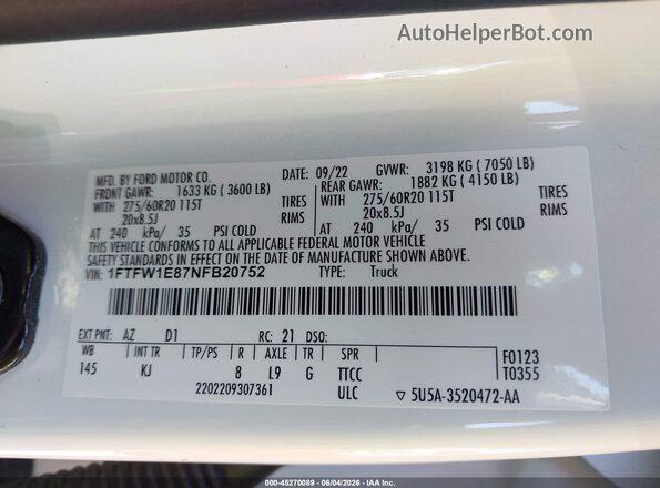 1FTFW1E87NFB20752 2022 FORD F150 White Vista del compartimento del motor