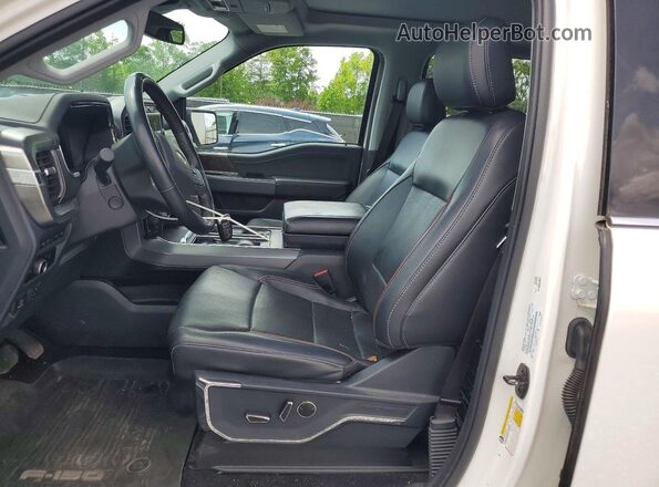 1FTFW1E89PFA72125 2023 FORD F150 White Vista interior delantera
