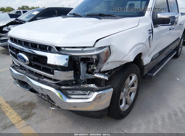 1FTFW1EDXPFA72809 2023 FORD F150 White Widok z przodu