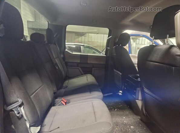 1FTFW1EG2JKG00688 2018 FORD F150 Blue Rear seats view