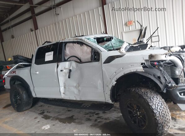 1FTFW1RG0SFC60011 2025 FORD F150 Gray უკანა სალონის ხედი