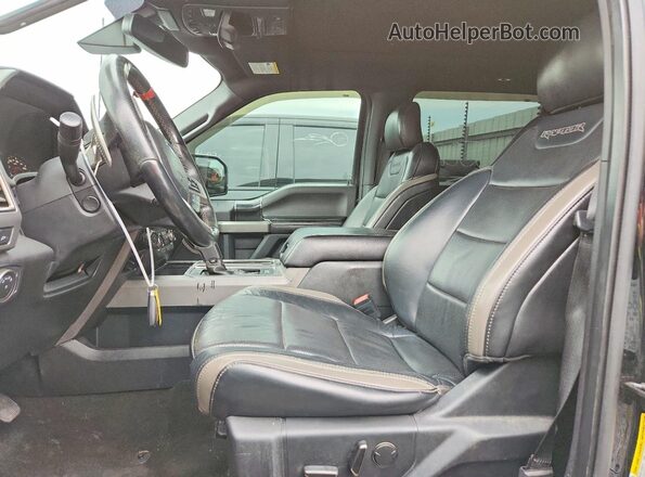 1FTFW1RG1JFE40788 2018 FORD F150 Black Widok wnętrza z przodu