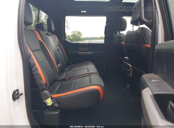 1FTFW1RG2JFD72680 2018 FORD F150 Белый Вид наклейки с VIN-кодом