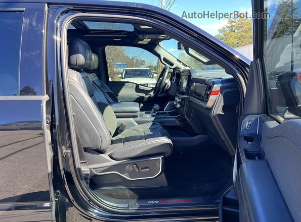 1FTFW1RG3NFA85449 2022 FORD F150 Черный 